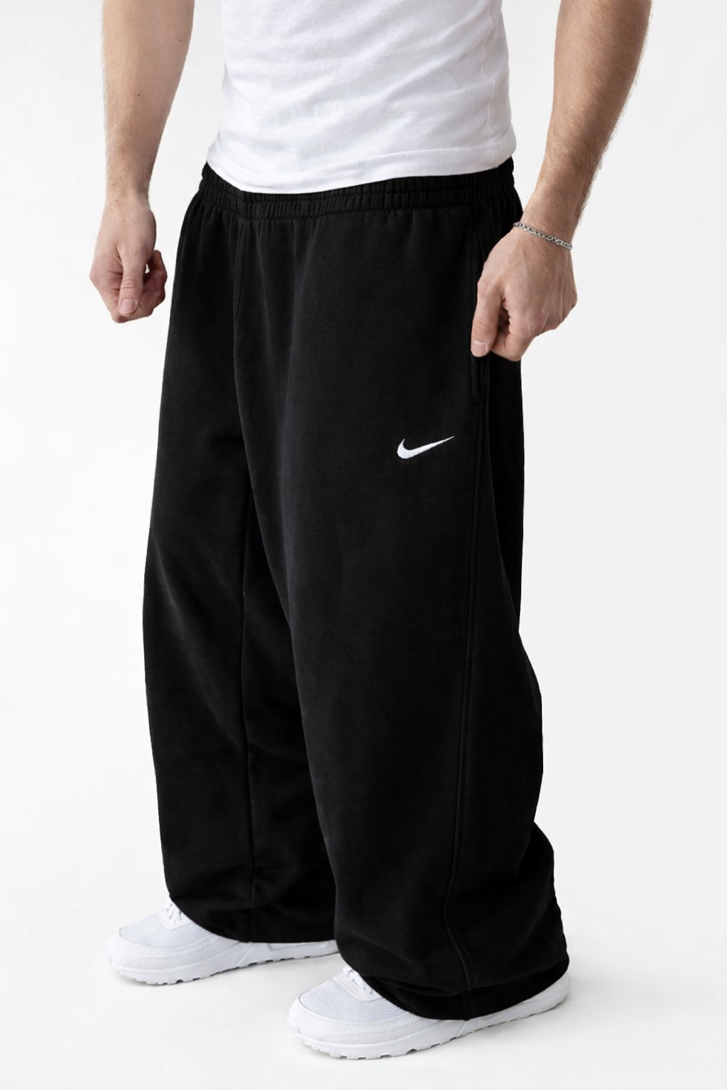 Pantalones holgados: oferta limitada